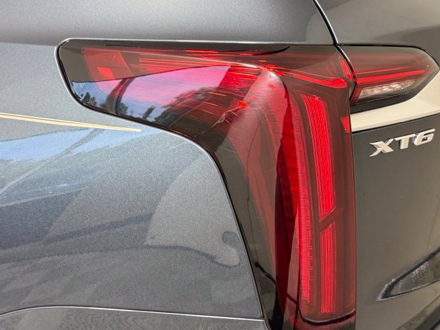 Used 2020 Cadillac XT6 Premium Luxury w/ Platinum Package FWD image 13