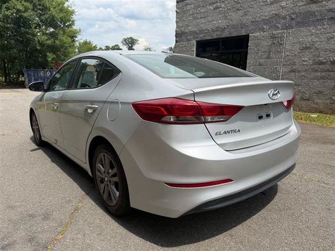 Used 2018 Hyundai Elantra SEL FWD image 5