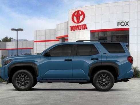 New 2026 Toyota 4Runner SR5 AWD/4WD image 4