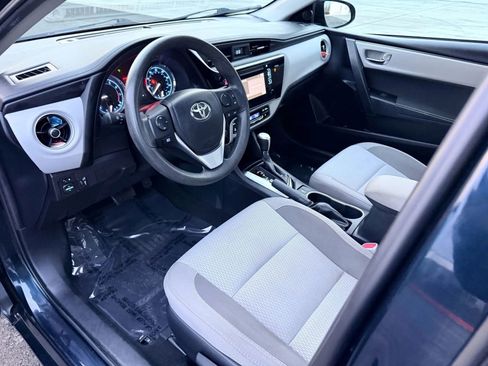 Used 2017 Toyota Corolla LE w/ Carpet Mat Package (TMS) image 9