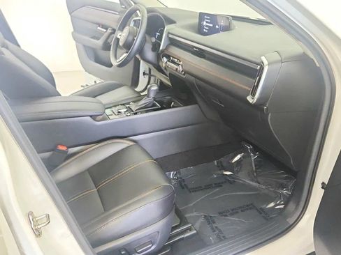 Used 2025 MAZDA CX-50 AWD 2.5 Hybrid w/ Premium Pkg image 29