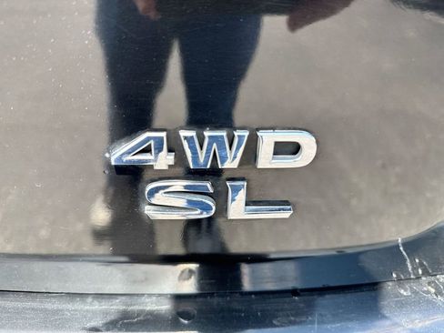 Used 2015 Nissan Pathfinder SL AWD/4WD image 26