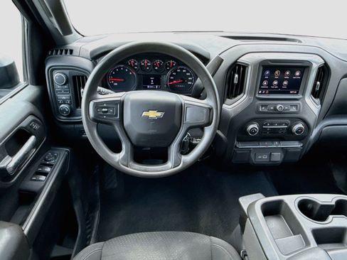 Used 2022 Chevrolet Silverado 2500 Custom AWD/4WD image 21