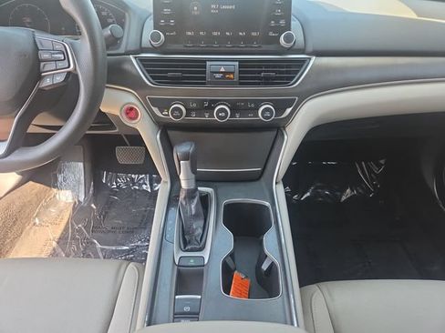 Used 2019 Honda Accord LX image 11