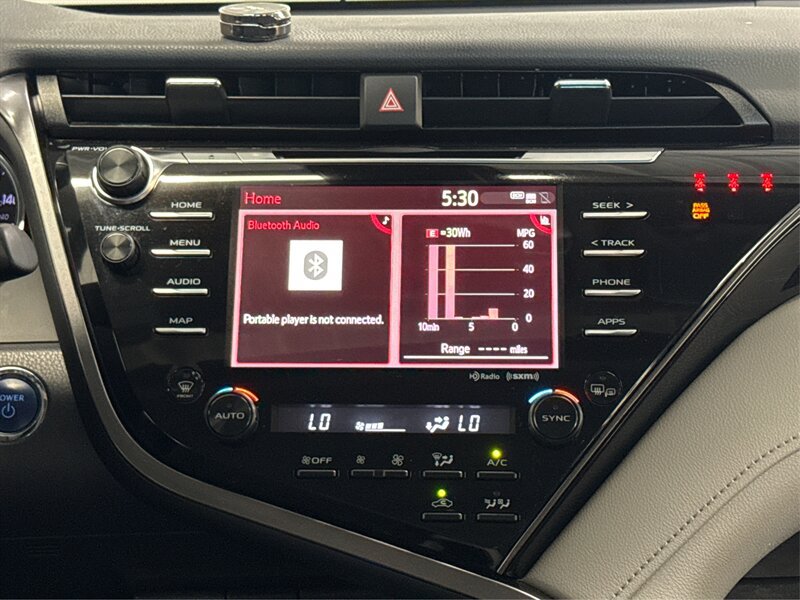 Used 2020 Toyota Camry LE w/ Sunroof Package FWD image 14