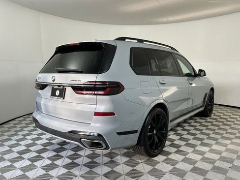 Used 2024 BMW X7 xDrive40i w/ M Sport Package image 7