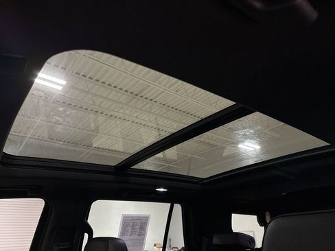 Used 2021 Chevrolet Tahoe RST image 18