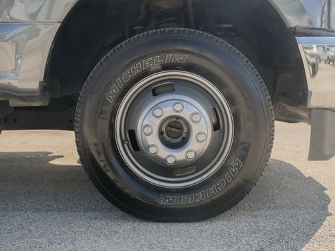 Used 2022 Ford F350 XLT w/ XLT Value Package image 5