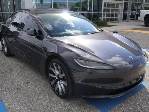 Used 2024 Tesla Model 3 Standard Range RWD image 6