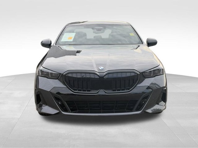 Certified 2024 BMW 540i xDrive w/ Executive Package AWD/4WD image 13