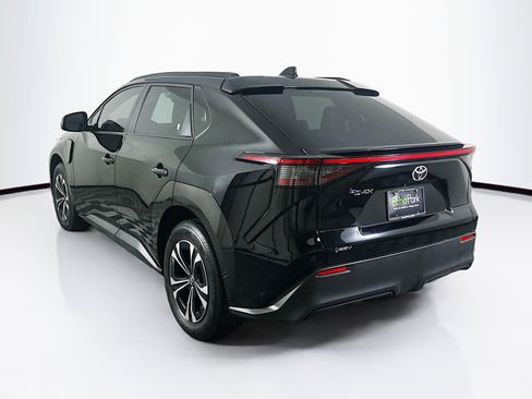 Used 2024 Toyota bZ4X XLE image 5