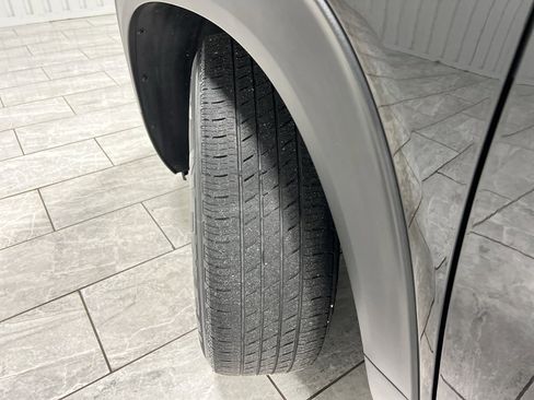 Used 2022 Chevrolet TrailBlazer LT w/ LPO, Blackout Package image 34