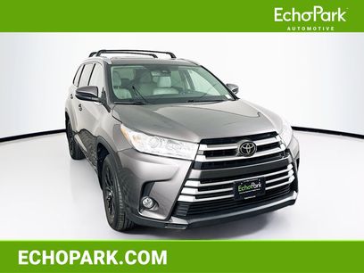 Used 2017 Toyota Highlander XLE
