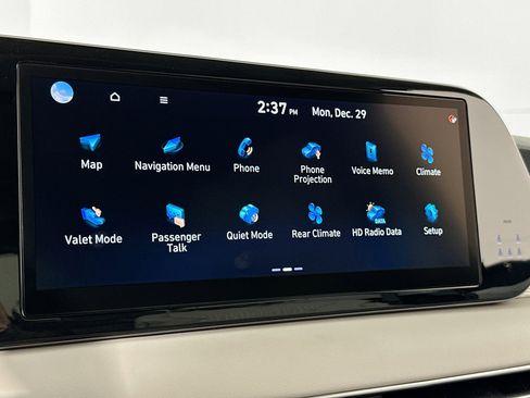 Used 2023 Hyundai Palisade Calligraphy image 15