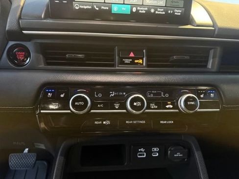 Used 2023 Honda Pilot Elite image 22