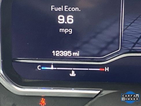 Used 2025 GMC Sierra 2500 AT4X image 30