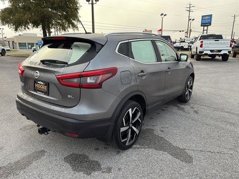 Used 2021 Nissan Rogue Sport SL w/ Premium Package image 7