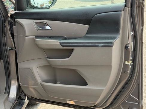 Used 2014 Honda Odyssey EX-L image 33