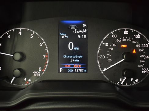 Used 2025 Toyota Corolla SE FWD image 16