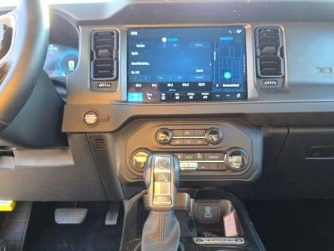 Used 2025 Ford Bronco Big Bend AWD/4WD image 9