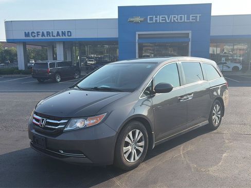 Used 2016 Honda Odyssey SE image 1