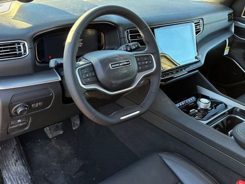 New 2026 Jeep Grand Wagoneer Limited w/ Premium Group II AWD/4WD image 9