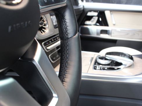 Used 2022 Mercedes-Benz G 550 G 550 AMG Line w/ Exclusive Interior Package image 31