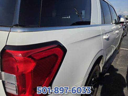 Certified 2023 Ford Expedition XLT RWD image 9