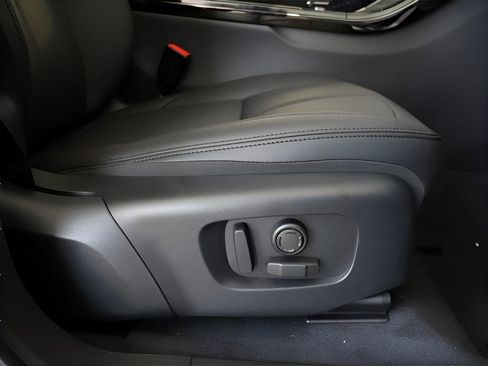 New 2026 Land Rover Range Rover Evoque Dynamic SE image 11