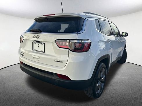 Used 2022 Jeep Compass Latitude image 16