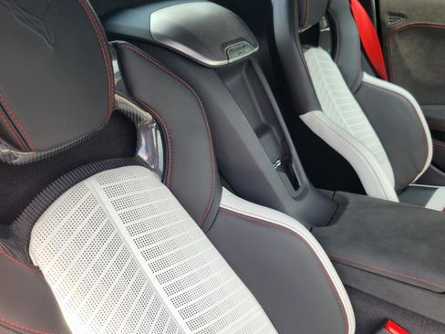 Used 2023 Chevrolet Corvette Stingray Premium Conv w/ Z51 Performance Package image 49