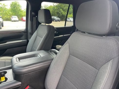 Used 2023 Chevrolet Tahoe LS AWD/4WD image 6