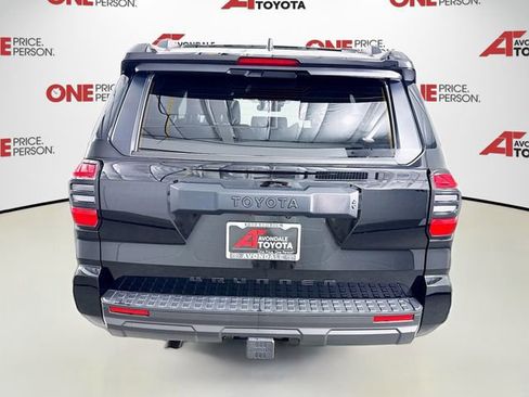 Certified 2025 Toyota 4Runner SR5 image 6