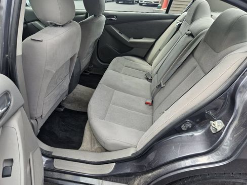 Used 2012 Nissan Altima 2.5 S FWD image 13