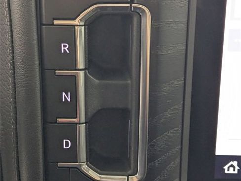 Used 2021 GMC Yukon XL Denali image 25