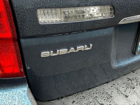 Used 2006 Subaru Outback 2.5i AWD/4WD image 23