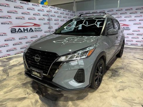 Used 2022 Nissan Kicks SV w/ Exterior Package FWD image 5