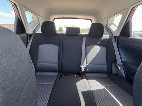 Used 2025 Kia Soul LX w/ LX Technology Package FWD image 36