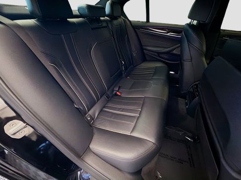 Used 2018 BMW 540i w/ M Sport Package image 14