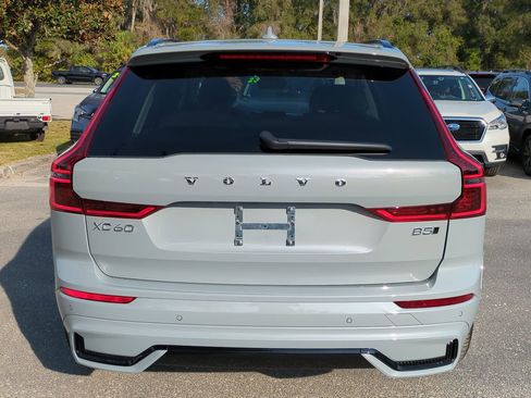 New 2026 Volvo XC60 B5 Ultra w/ Climate Package image 5