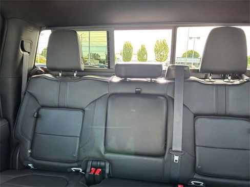 Used 2022 Chevrolet Silverado 3500 High Country image 28