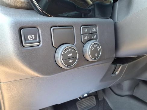 Used 2026 Chevrolet Silverado 1500 LT w/ Safety Package RWD image 28