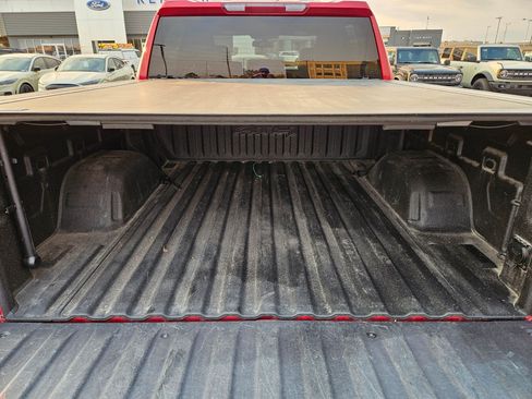 Used 2021 GMC Sierra 1500 AT4 AWD/4WD image 32
