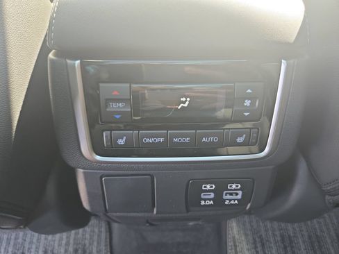 New 2026 Subaru Ascent Limited AWD/4WD image 19