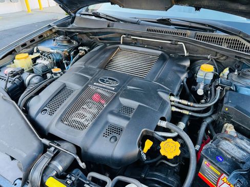 Used 2005 Subaru Outback 2.5XT Limited image 17