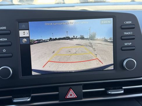 New 2026 Hyundai Elantra SE image 16