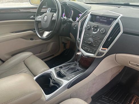 Used 2012 Cadillac SRX Luxury image 12