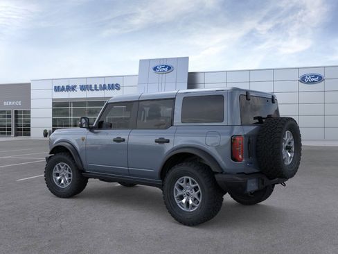 New 2025 Ford Bronco Badlands AWD/4WD image 4