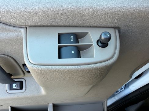 New 2025 Chevrolet Express 2500 w/ Driver Convenience Package image 22