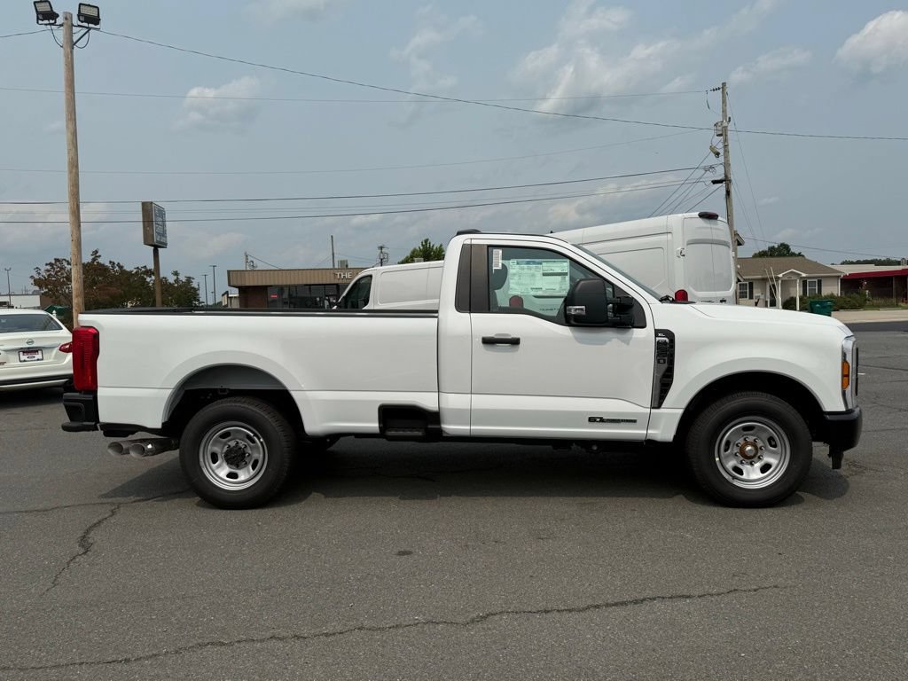New 2025 Ford F350 XL w/ XL Driver Assist Package RWD image 2
